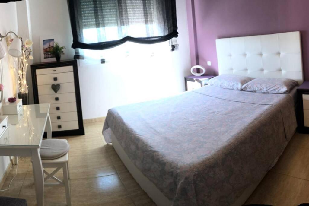 אליקאנטה Beautiful Apartment With Swimming Pool And Beach מראה חיצוני תמונה