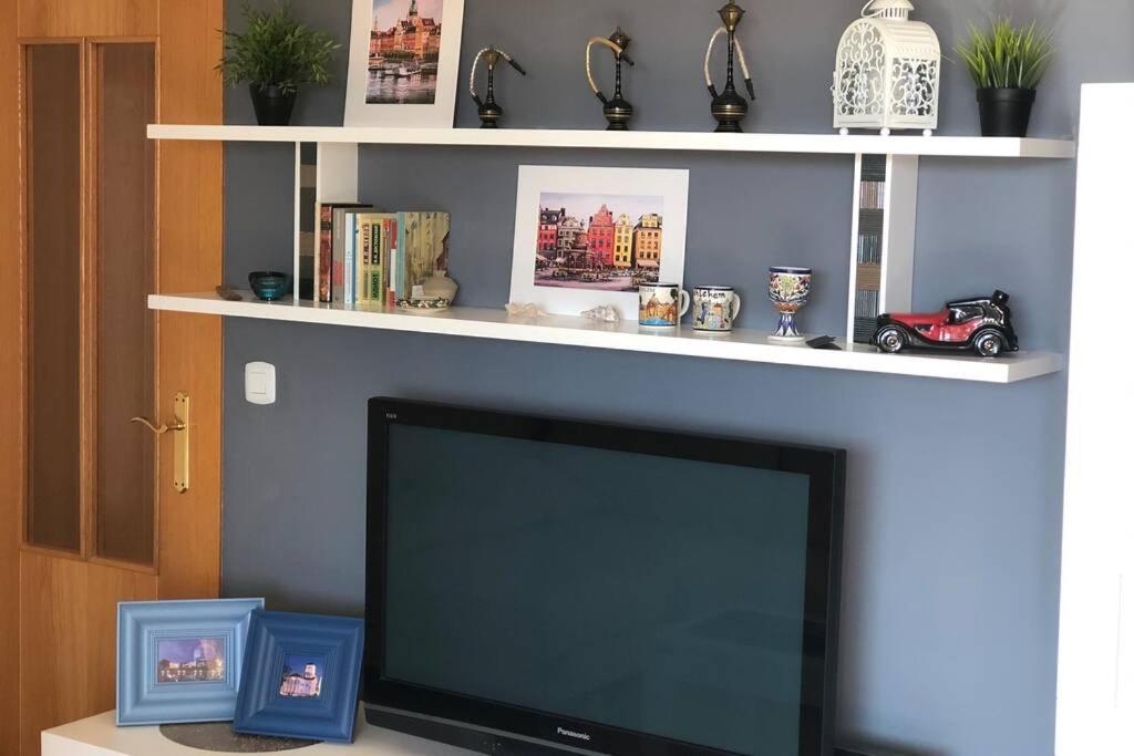 אליקאנטה Beautiful Apartment With Swimming Pool And Beach מראה חיצוני תמונה